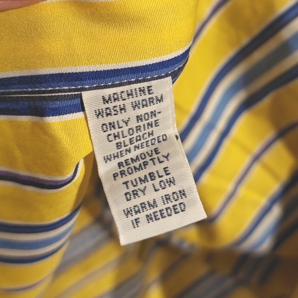 RALPH LAUREN Classic Fit Button Down Shirt - Picture 3 of 10